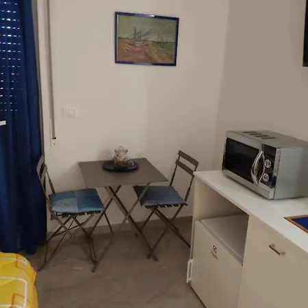 Bed & Breakfast Dely' House *