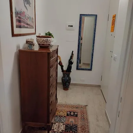 Dely' House 住宿加早餐酒店 4*