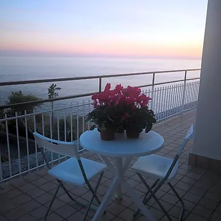 Dely' House 3* Sanremo